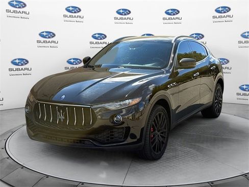 Used 2018 Maserati Levante S image 8