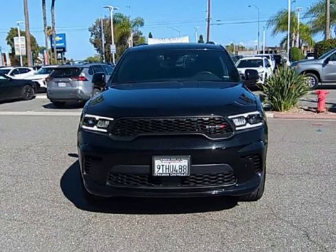 Used 2025 Dodge Durango GT AWD/4WD image 3