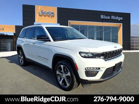 Used 2023 Jeep Grand Cherokee Limited image 1