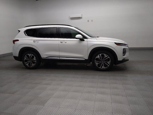 Used 2019 Hyundai Santa Fe Limited image 11