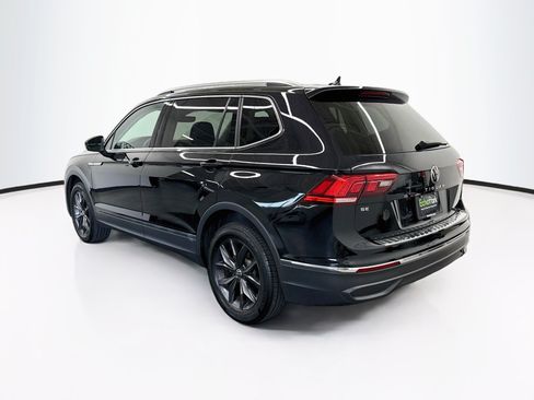 Used 2023 Volkswagen Tiguan SE FWD image 5