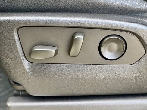 Used 2023 Chevrolet Silverado 1500 RST image 13