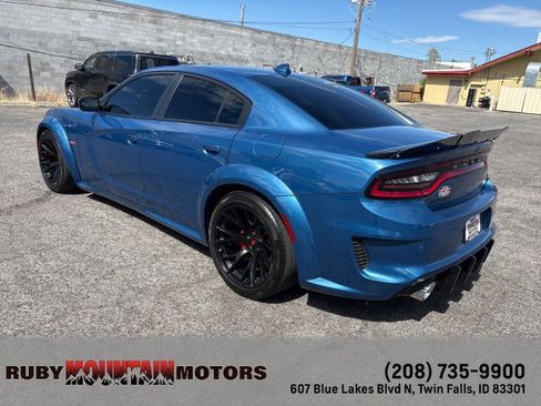Used 2021 Dodge Charger Scat Pack w/ Dynamics Package RWD image 5