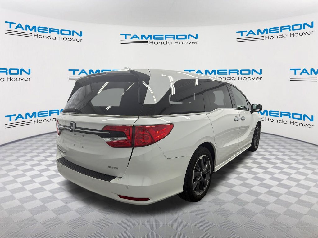 Used 2024 Honda Odyssey Elite image 5