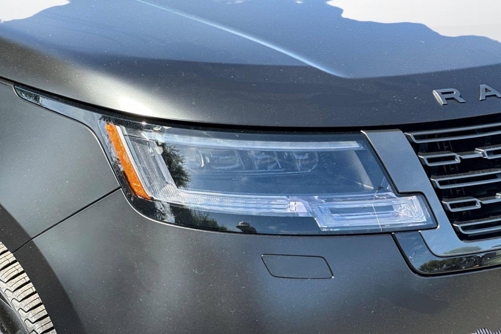 New 2026 Land Rover Range Rover SE AWD/4WD image 12