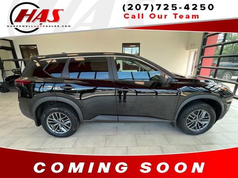 Used 2023 Nissan Rogue S AWD/4WD image 7
