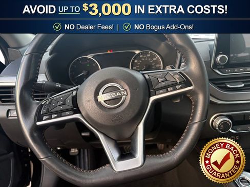 Used 2024 Nissan Altima 2.5 SR FWD image 18