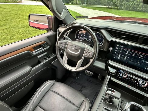 Used 2022 GMC Sierra 1500 Denali w/ Denali Reserve Package AWD/4WD image 13