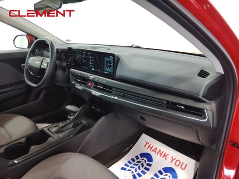 Used 2025 Kia K4 EX image 49