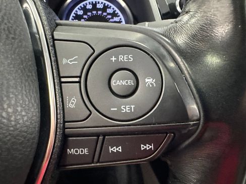 Certified 2019 Toyota Camry SE w/ Convenience Package FWD image 20