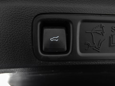 Used 2018 Ford Expedition Limited w/ Equipment Group 302A AWD/4WD image 42