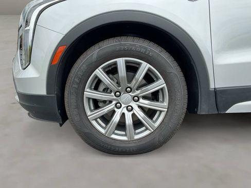 Used 2021 Cadillac XT4 Premium Luxury w/ Cold Weather Package AWD/4WD image 21