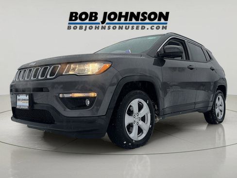 Used 2021 Jeep Compass Latitude w/ Convenience Group image 3