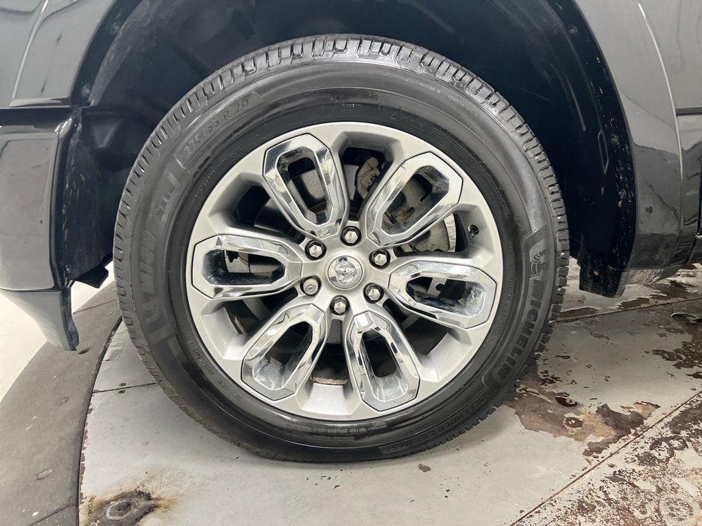 Used 2019 RAM 1500 Laramie w/ Sport Appearance Package AWD/4WD image 27