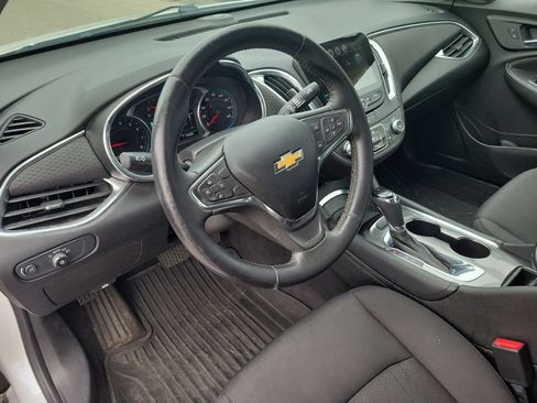 Used 2016 Chevrolet Malibu LT FWD image 14