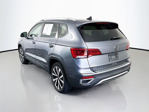 Used 2022 Volkswagen Taos SE image 5