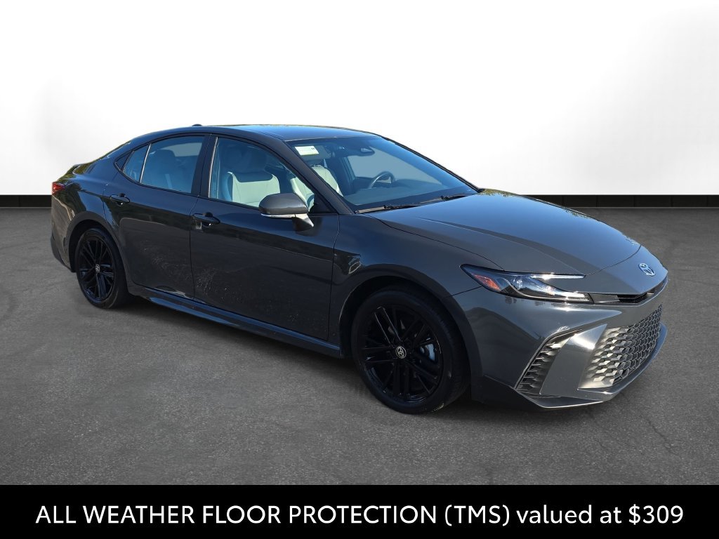 Certified 2025 Toyota Camry SE AWD/4WD image 3