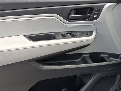 Used 2024 Honda Odyssey EX-L image 15