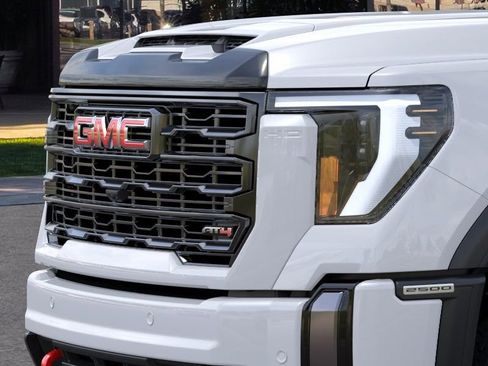 New 2026 GMC Sierra 2500 AT4 w/ AT4 Premium Plus Package AWD/4WD image 14