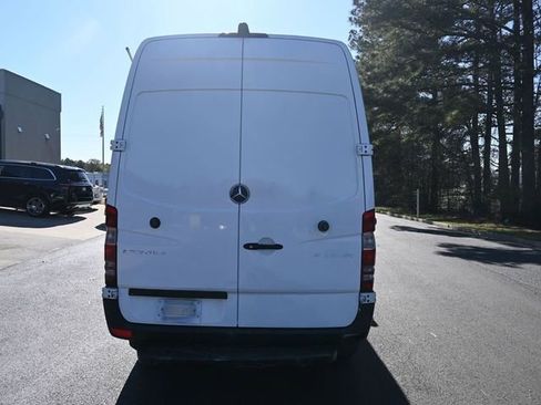 Used 2015 Mercedes-Benz Sprinter 3500 image 6