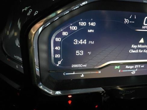 Used 2023 GMC Sierra 1500 SLT w/ SLT Premium Package image 12