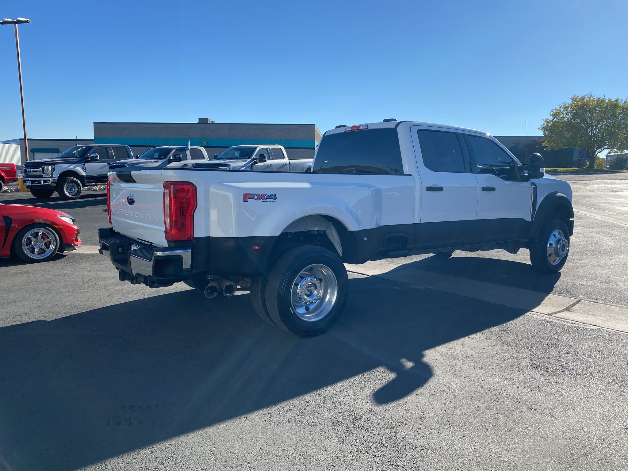 Used 2024 Ford F450 XLT w/ FX4 Off-Road Package AWD/4WD image 26