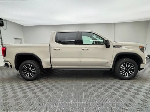 New 2026 GMC Sierra 1500 AT4 w/ AT4 Premium Package AWD/4WD image 9