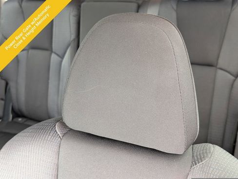 Used 2019 Subaru Ascent Premium AWD/4WD image 16