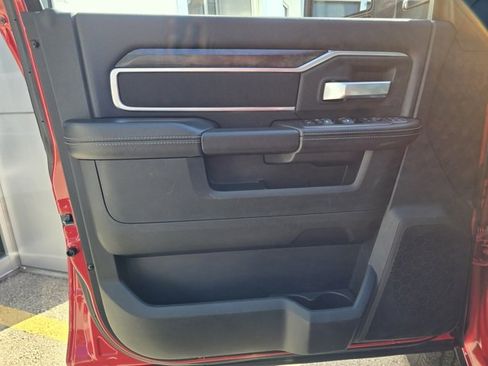 Used 2024 RAM 2500 Big Horn w/ Bed Utility Group image 18