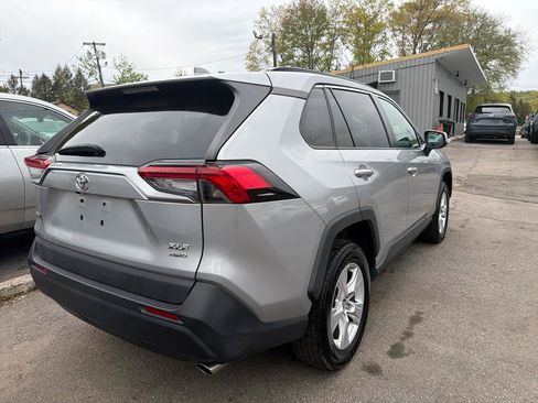 Used 2019 Toyota RAV4 XLE w/ Convenience Package AWD/4WD image 7