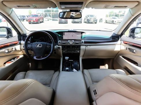 Used 2016 Lexus LS 460 L AWD/4WD image 19