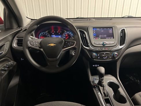 Certified 2023 Chevrolet Equinox LT AWD/4WD image 12