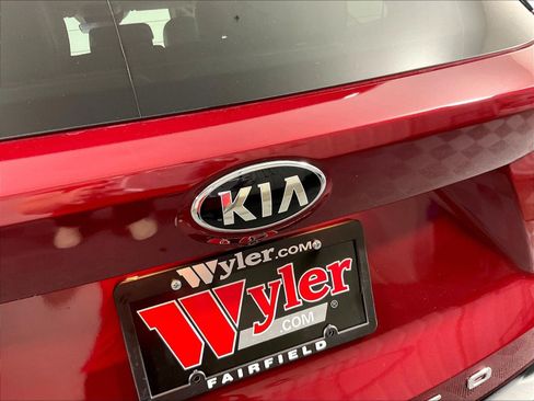 Used 2021 Kia Sorento S w/ Panoramic Sunroof Package AWD/4WD image 24