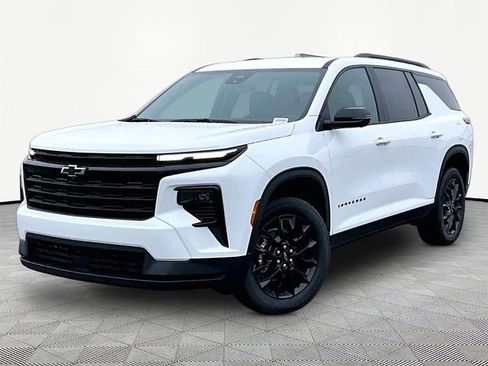 New 2026 Chevrolet Traverse LT w/ Midnight/Sport Edition image 3