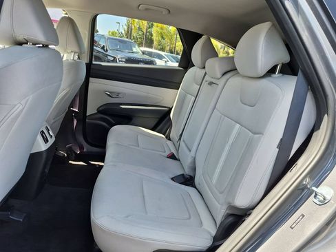 Used 2025 Hyundai Tucson SEL AWD/4WD image 27