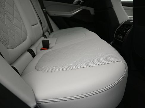 Certified 2026 BMW X5 xDrive40i w/ Climate Comfort Package AWD/4WD image 22