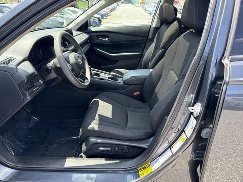 Certified 2023 Honda Accord EX image 16