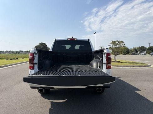Used 2024 RAM 1500 Laramie RWD image 19