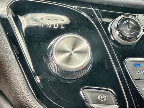 New 2026 Chrysler Pacifica Pinnacle w/ Trailer Tow Group image 22