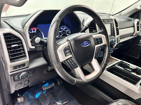 Used 2019 Ford F350 Lariat w/ Lariat Ultimate Package AWD/4WD image 12