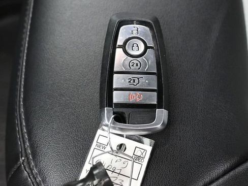 Used 2023 Ford Explorer XLT w/ Equipment Group 202A RWD image 25