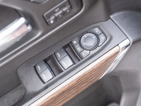 Used 2020 Chevrolet Silverado 3500 High Country w/ Technology Package image 18