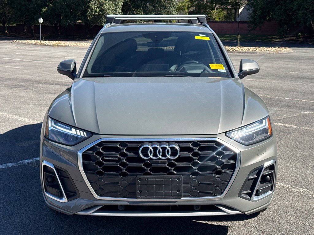 Used 2023 Audi Q5 2.0T Prestige w/ Prestige Package AWD/4WD image 3