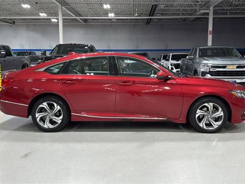 Used 2020 Honda Accord EX image 3
