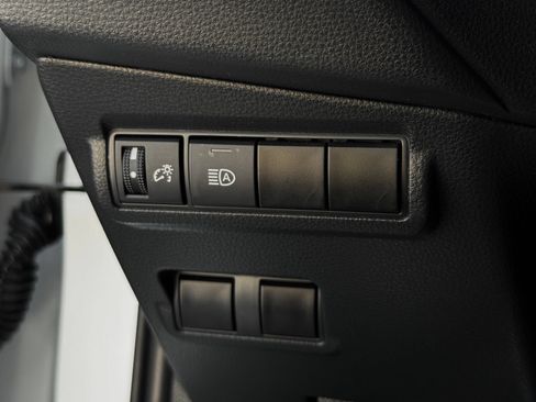 Used 2024 Toyota Corolla Cross LE AWD/4WD image 29