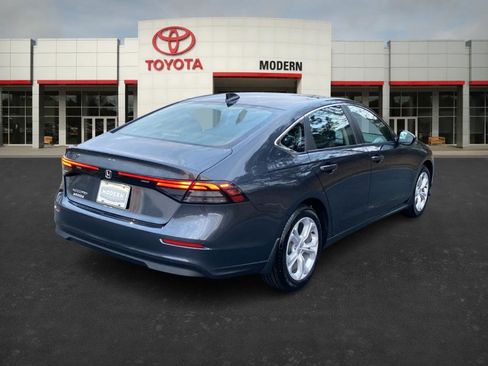 Used 2025 Honda Accord LX image 5