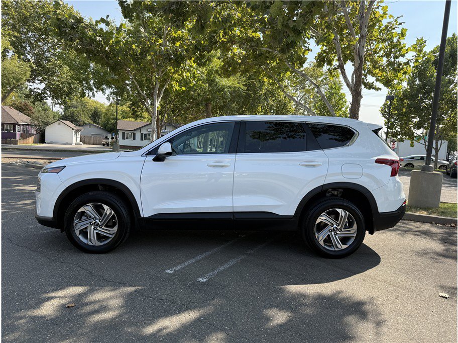 Used 2021 Hyundai Santa Fe SE AWD/4WD image 2