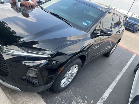 Used 2022 Chevrolet Blazer LT FWD image 4