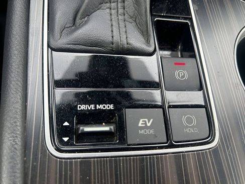 Certified 2021 Toyota Sienna Limited image 27