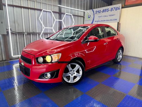 Used 2016 Chevrolet Sonic LTZ FWD image 5